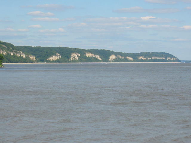 The bluffs along the Mississip